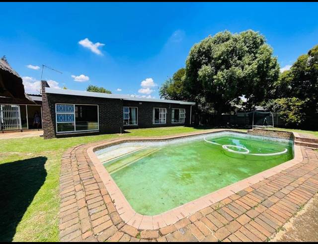 3 BEDROOM HOUSE FOR SALE IN SUNWARD PARK